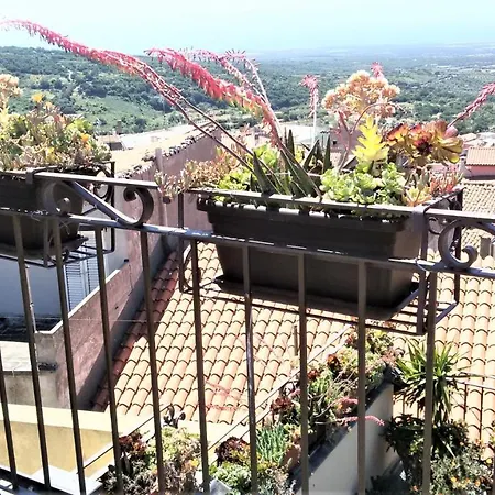 Holiday home Fantastic Large House With Beautiful Roof Terraces *