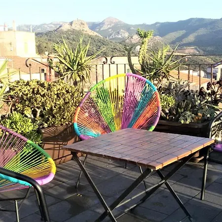 Fantastic Large House With Beautiful Roof Terraces